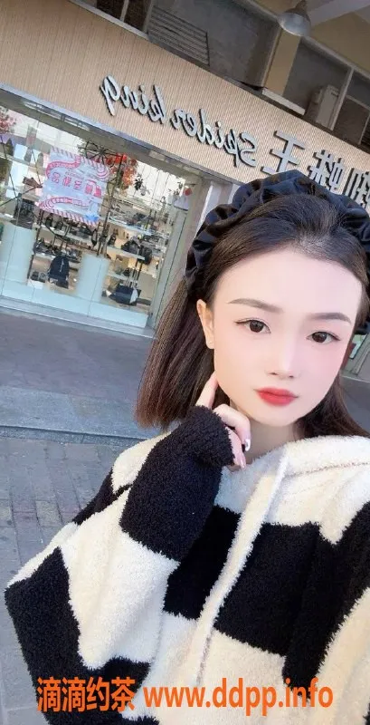 深圳楼凤-宝安小妮蔻，165高89斤，服务多样，800起