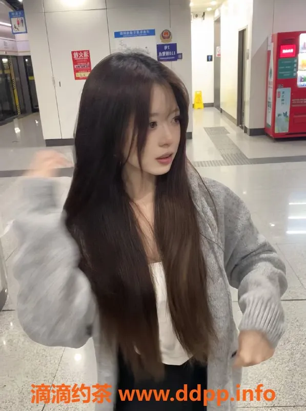 深圳楼凤-南山小辣椒，双重享受，只需1100p起