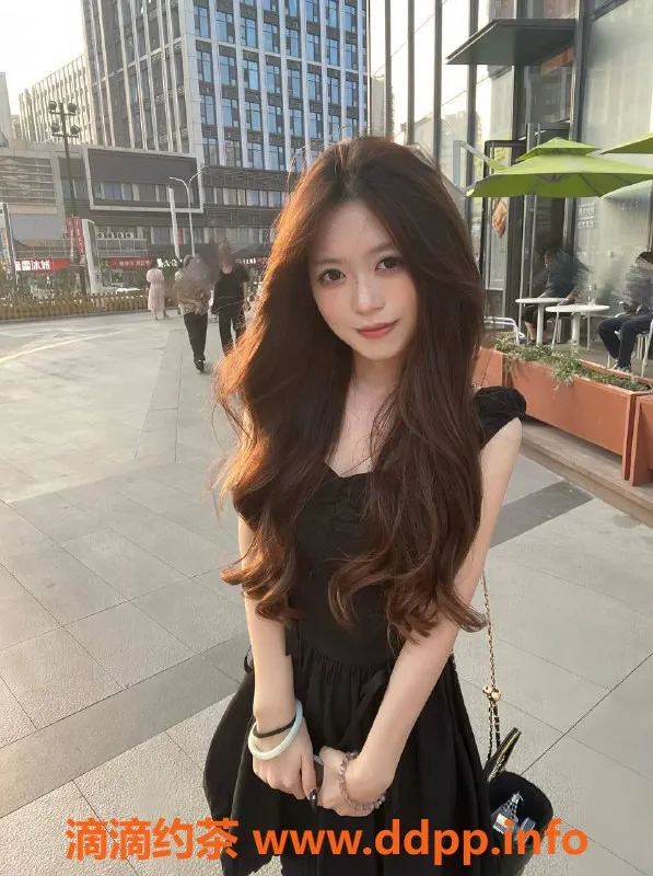 深圳楼凤资源信息,南山小辣椒，双重享受，只需1100p起