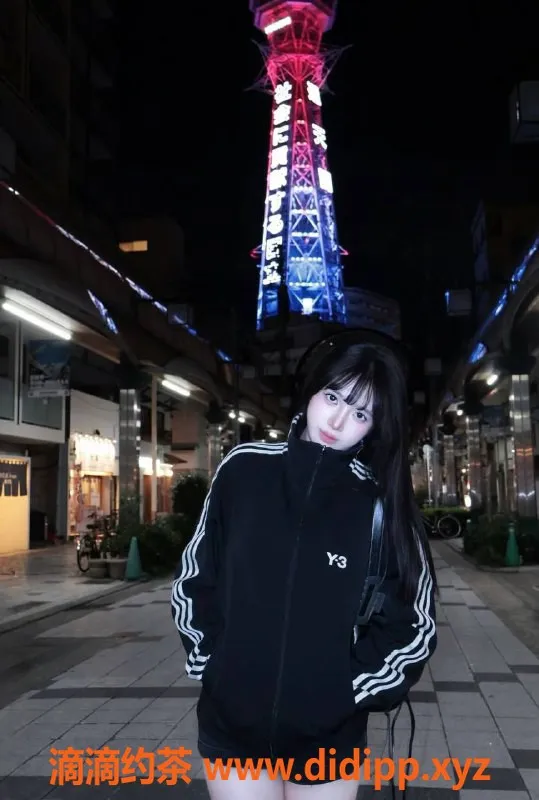 杭州上门服务-18岁韩国D胸妹，上城新城广场等你体验！