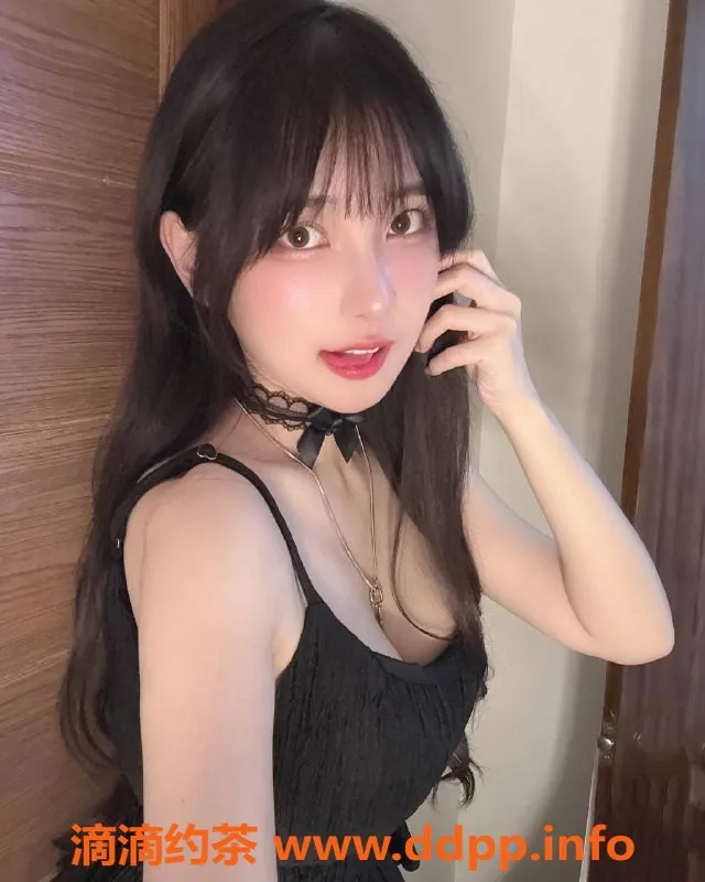 深圳楼凤-福田婉沁，22岁165d，100斤大胸服务