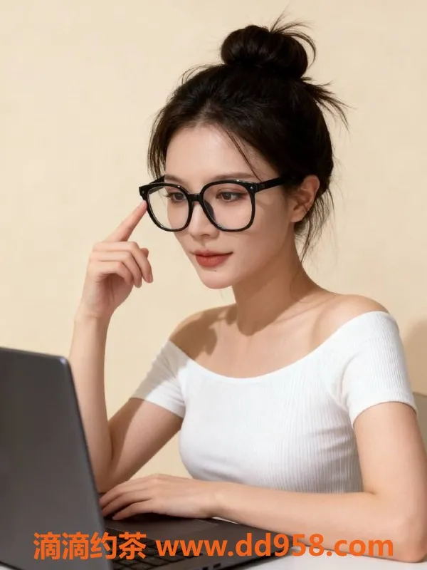 广州楼凤资源信息,天河御姐梓梓，69服务，600元初体验