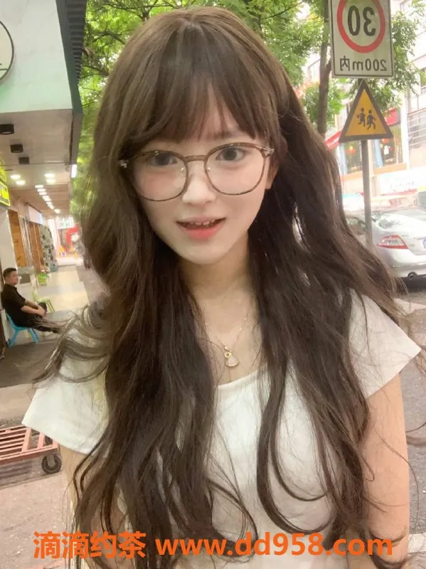 深圳楼凤-南山柠柠，1500p性价比高的优质服务