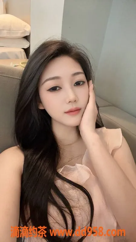 深圳楼凤-罗湖夏夏 23岁 167cm长腿 价格800元