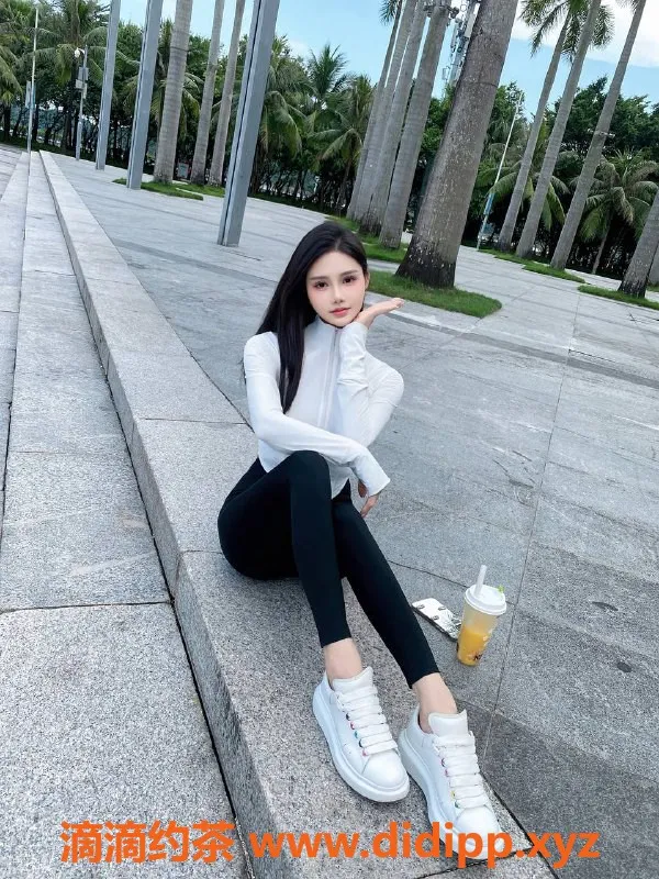 深圳spa会所-南山Lisa，168长腿大胸，1199元起服务