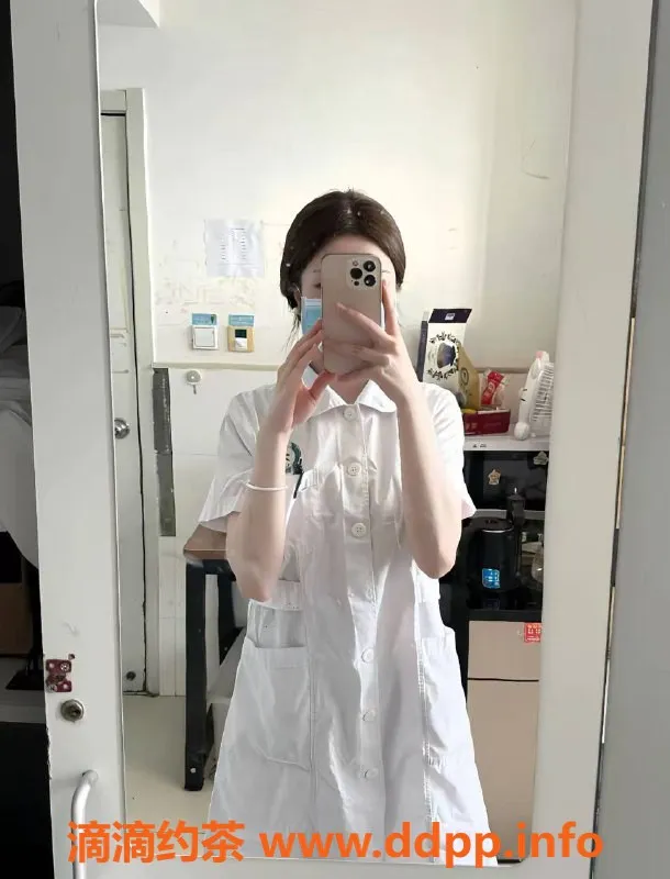 深圳楼凤资源信息,南山沫沫，18岁165cm，45kg嫩妹服务