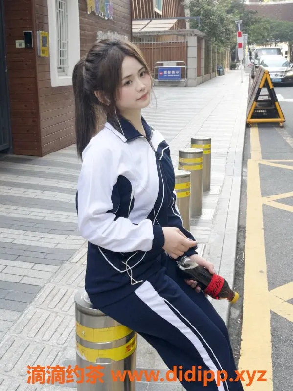 深圳楼凤资源信息,福田奶茶19岁163D大胸嫩妹 900P起