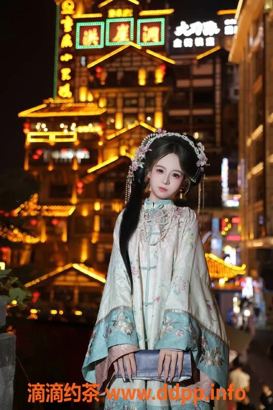 深圳楼凤-南山嘟嘟，1200p私密诱惑，青春活力满分！