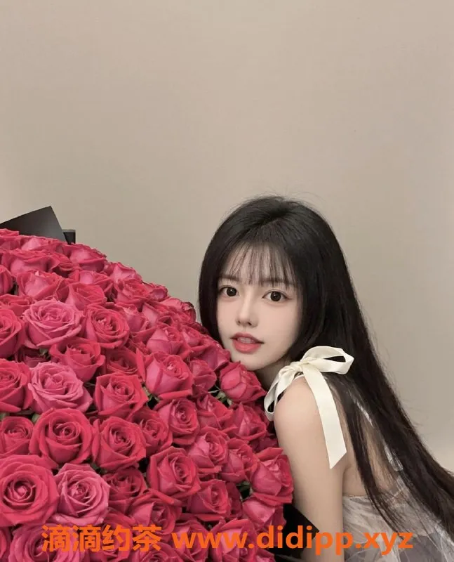 广州楼凤-荔湾嫩妹点点，颜值爆表只需800！
