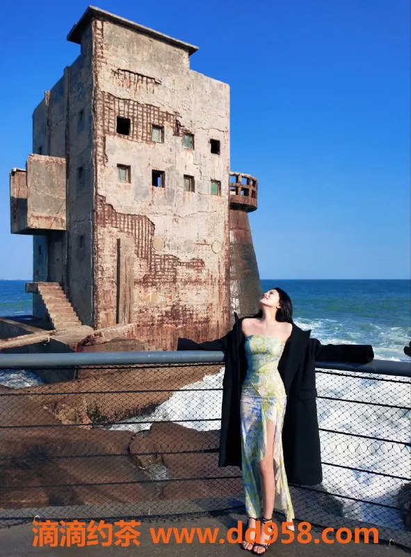 广州楼凤-荔湾嫩妹点点，颜值爆表只需800！