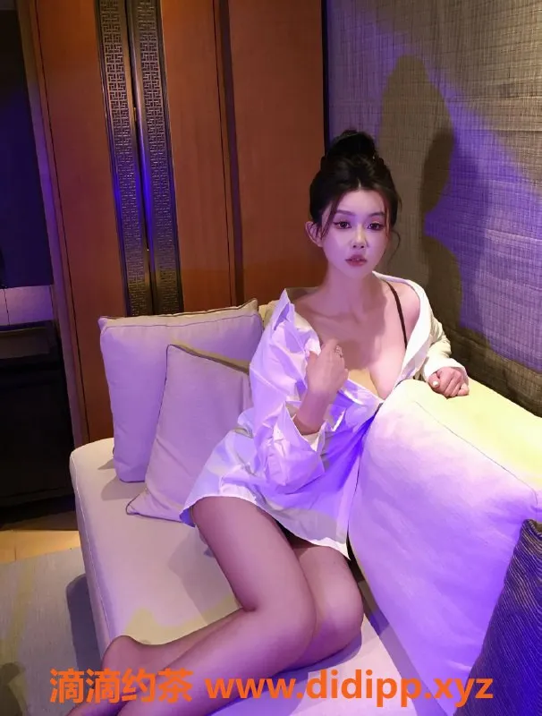 深圳楼凤-福田小可乐，99年长腿御姐，价格优惠