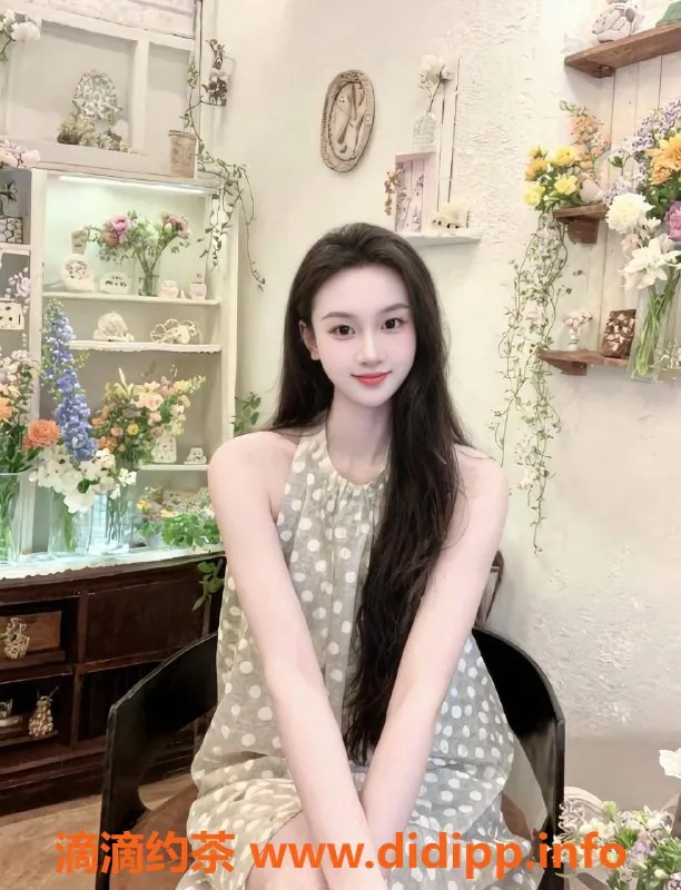 广州楼凤-海珠李欣欣 ✨ 唯美嫩妹 夜课外出 800元