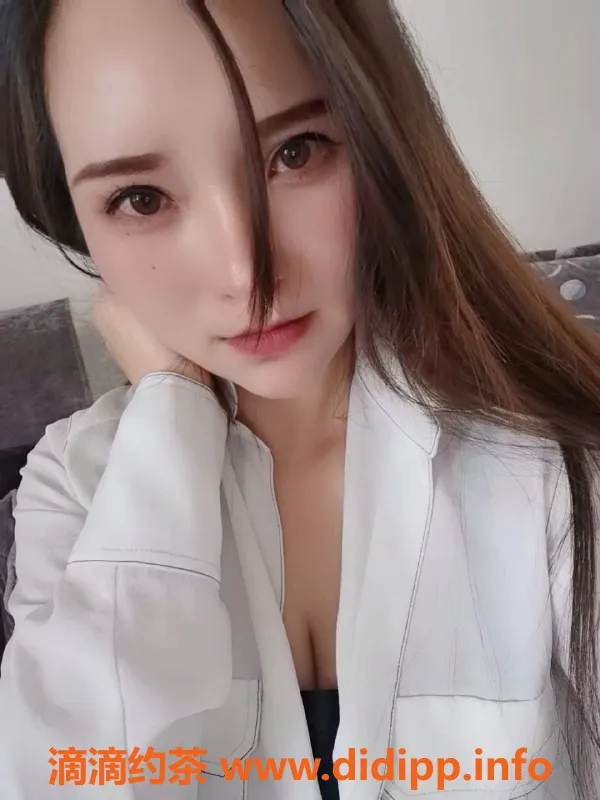 昆明楼凤-盘龙区琦琦，500元口交服务，完美体验！