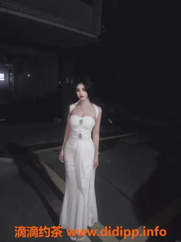 广州楼凤资源信息,天河柳如烟，价格800，外出服务可选