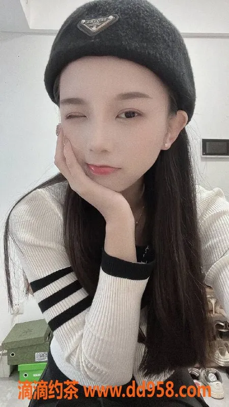 深圳楼凤-宝安可文：165cm、49kg的御姐服务