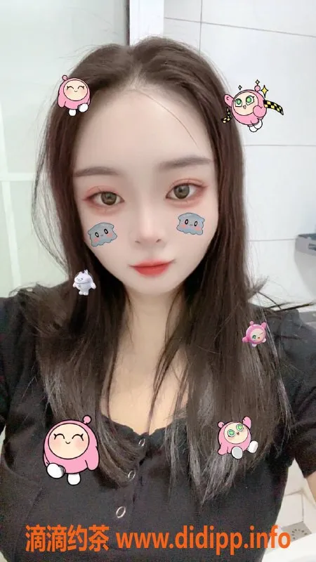 长沙楼凤-雨花区小伊，24岁165cm C罩杯，4p仅需4x