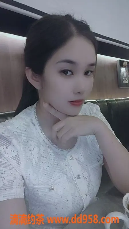 广州楼凤资源信息,番禺美美，巨乳情趣服务，1500可享