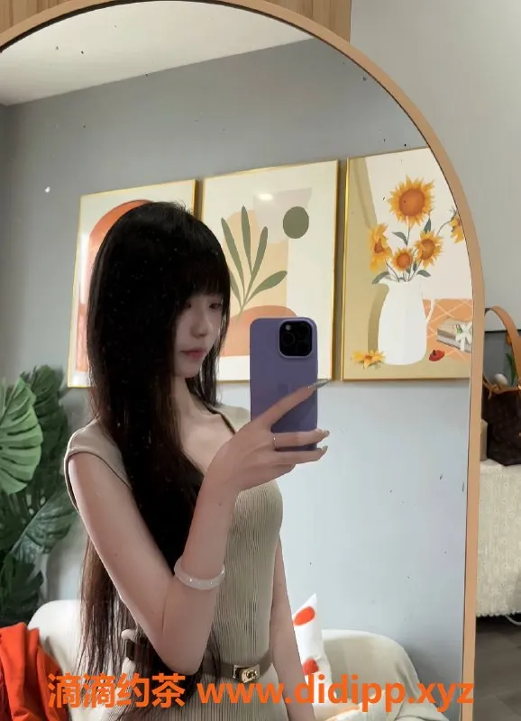 深圳楼凤-宝安瑶瑶，18岁162b娇小嫩妹，1000P起