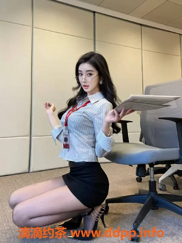 深圳楼凤-龙岗坂田高启兰，22岁165c 45kg 御姐服务