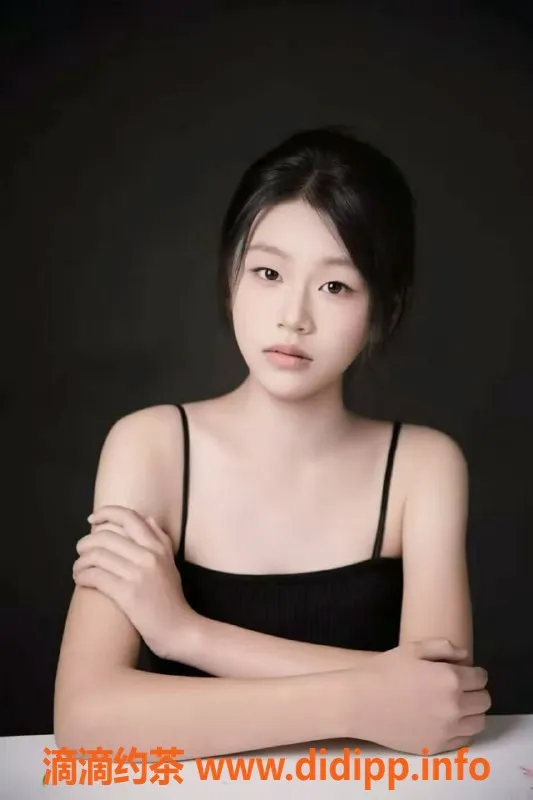 广州楼凤资源信息,禅城嫩妹鑫鑫 价位600元尽享69服务