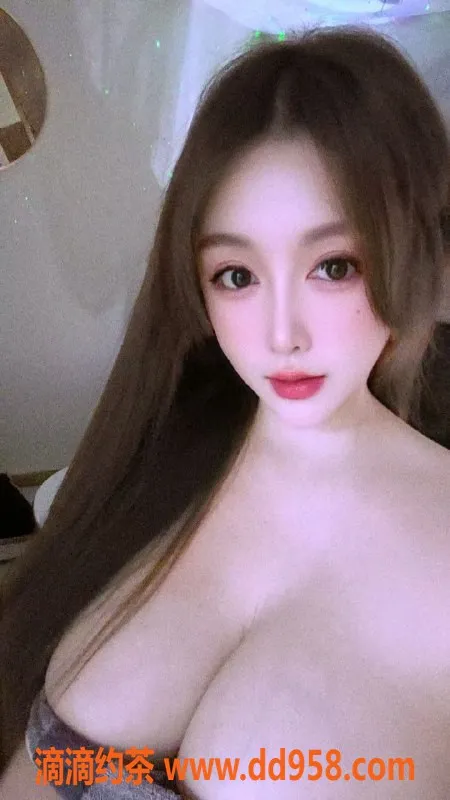 广州楼凤-天河乳神，只需800元，奶量惊人！