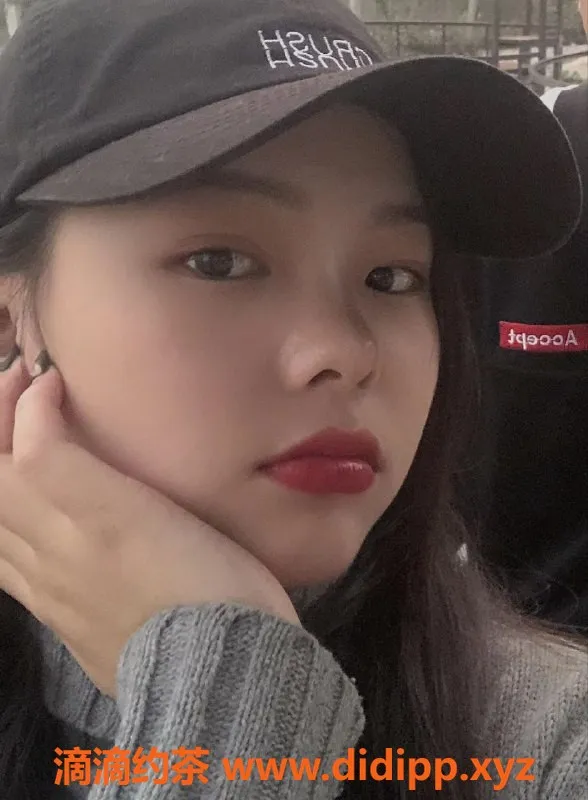 深圳楼凤-龙岗小甜甜，1000元时价，服务超赞