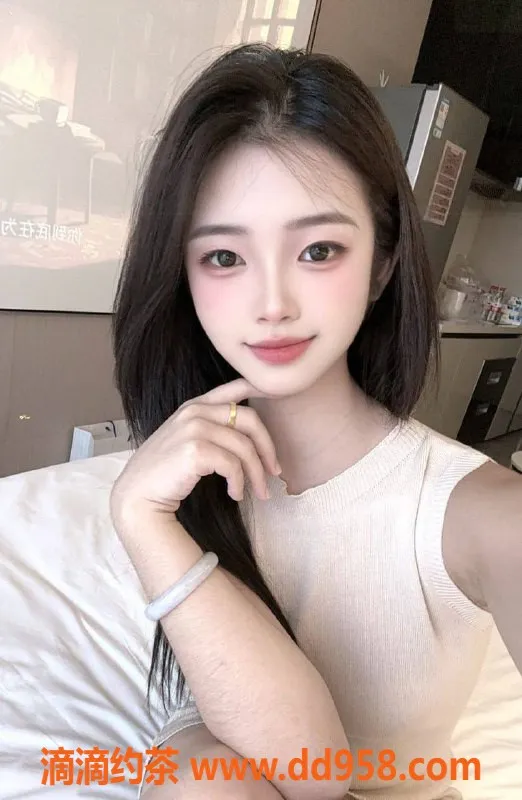 深圳楼凤资源信息,福田依依，700元嫩妹服务，双向互动！