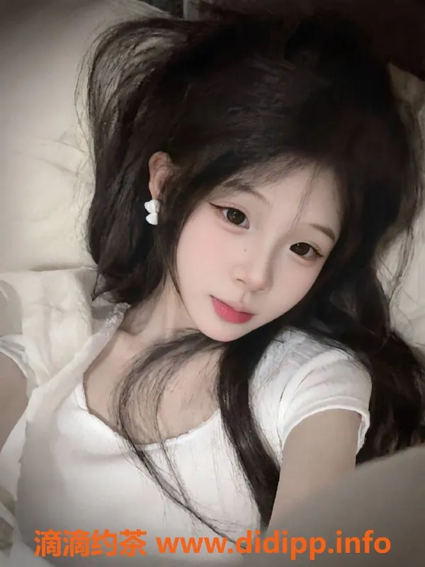 深圳楼凤资源信息,龙华嫩妹桃子，899元舌吻、鸳鸯浴任你选