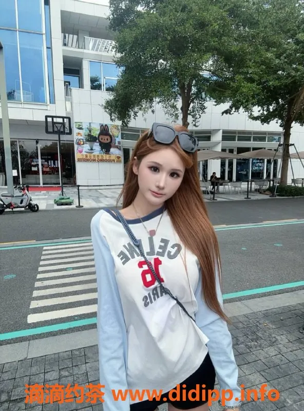 广州楼凤-天河兔兔，700元嫩妹，69服务随心享受