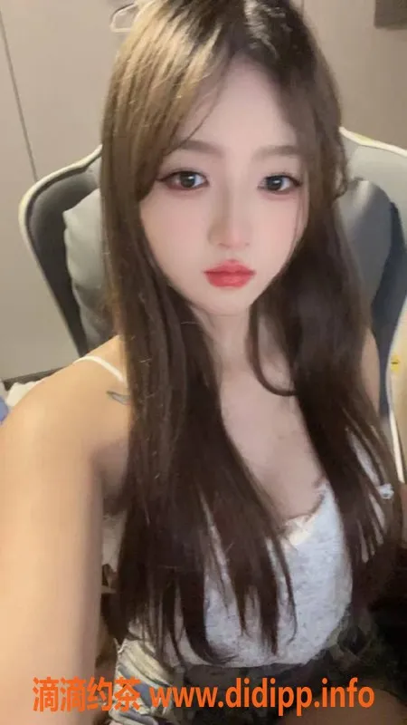 深圳楼凤-罗湖小酥7，18岁163cm，96斤嫩妹，700起