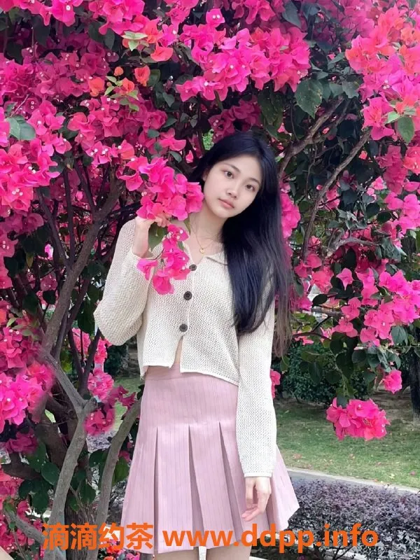 广州楼凤-白云芳芳，800元嫩妹包时服务体验