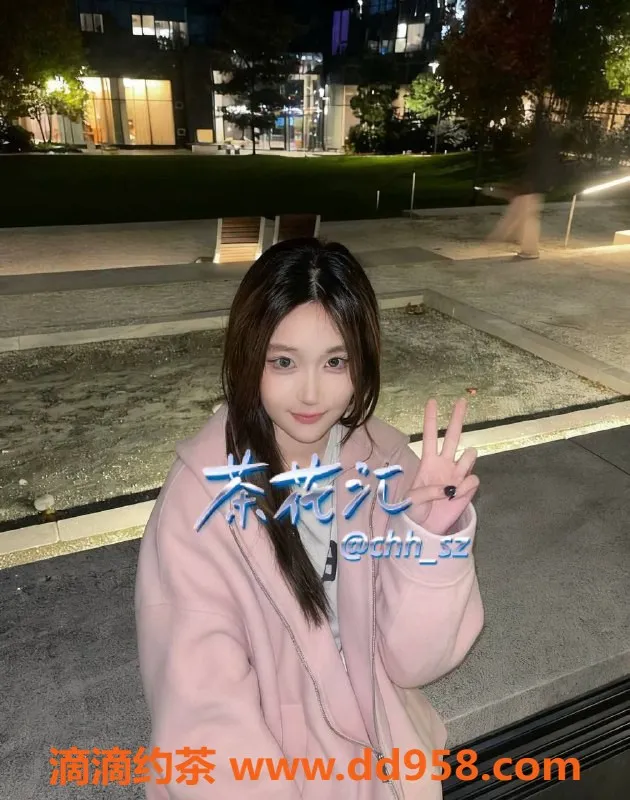 深圳楼凤-福田佩佩，身材火辣，茶费1400p起！