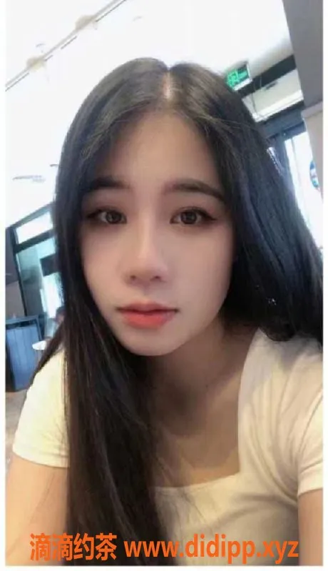 深圳楼凤-龙岗新人可可，21岁162cm，450元开启服务