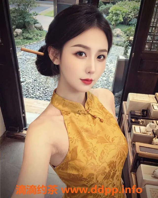 广州楼凤-白云兜兜，700元享御姐服务，69舌吻！