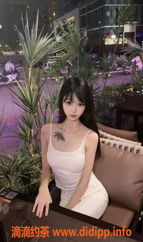 广州楼凤-番禺雪梨，600元嫩妹服务，69夜课体验