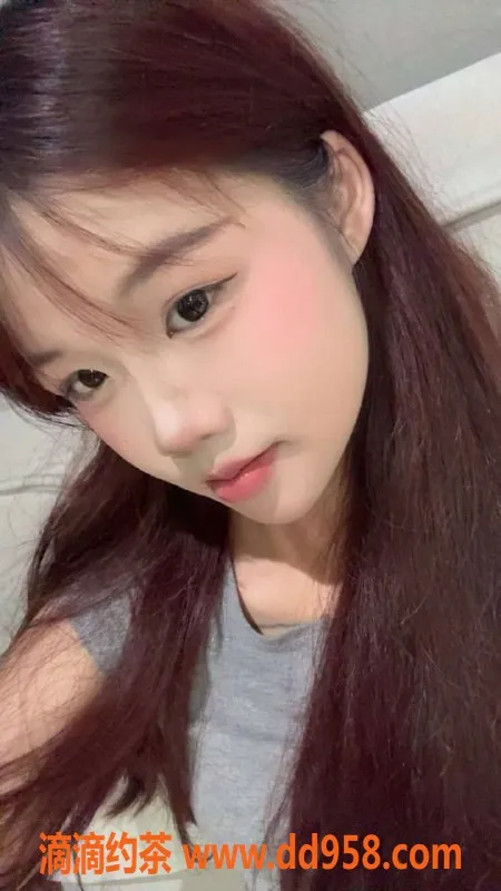 深圳楼凤-深圳福田小芯，998元嫩妹服务体验