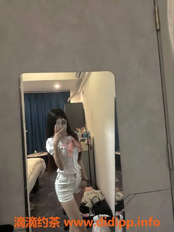 深圳楼凤资源信息,深圳龙华小9窝，700元亲嘴嫩妹服务