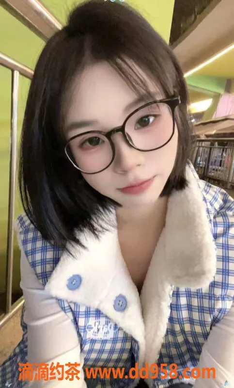 广州楼凤资源信息,天河小蓝莓，600元嫩妹外出服务