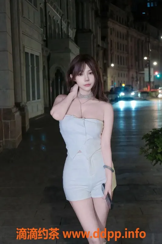 广州楼凤-天河桐桐，800元御姐服务，舌吻69体验