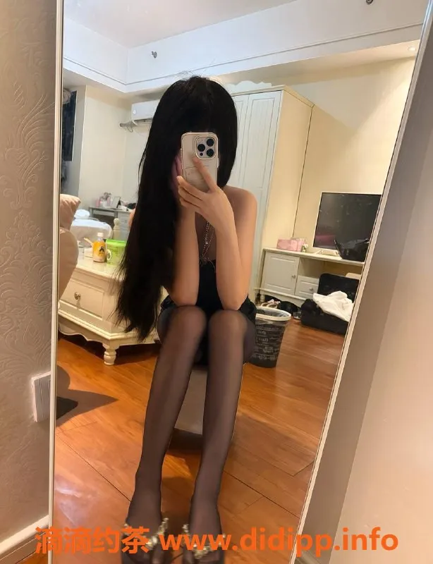 深圳楼凤-深圳宝安小鱼儿，1600陪浴嫩妹