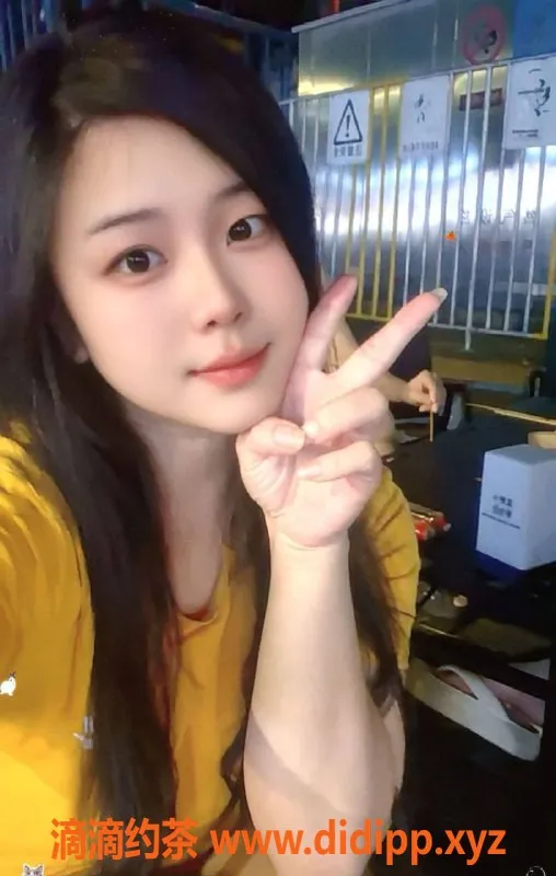 深圳楼凤-深圳龙岗露露，御姐身材，600起服务