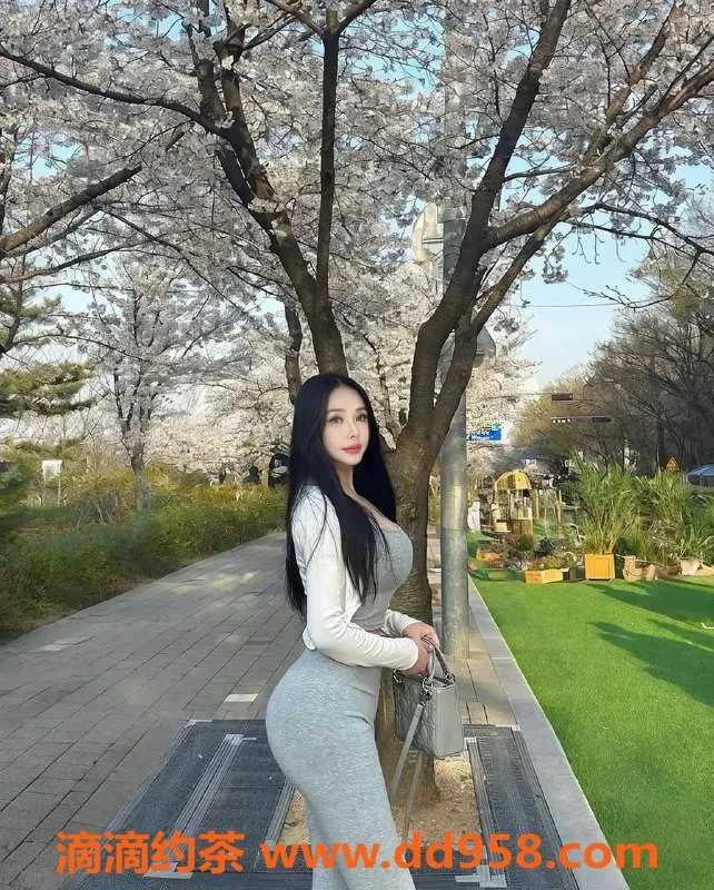 深圳楼凤-福田藤田姬，23岁172F，迷人身材等你来体验