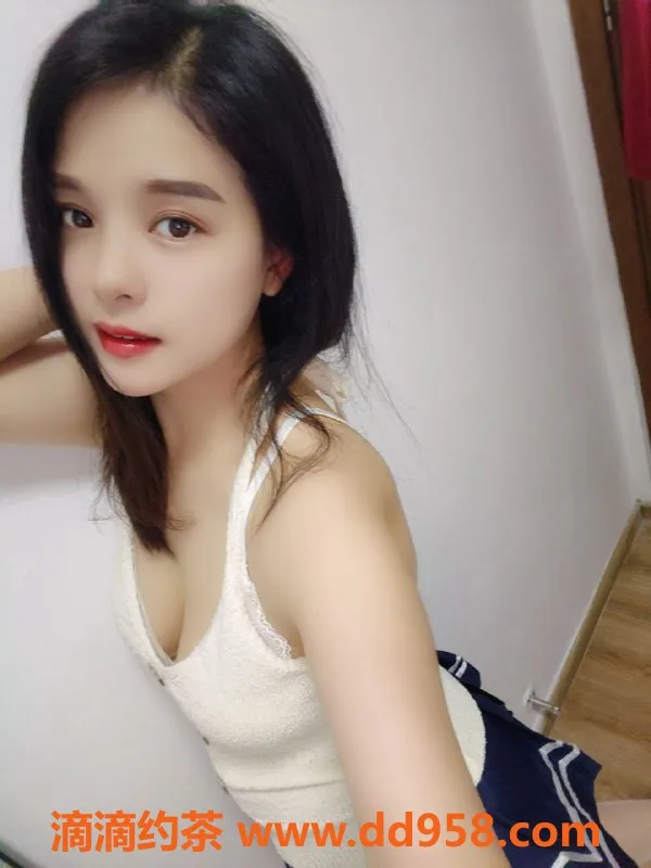 广州楼凤-白云小慧少妇，450元包时69服务