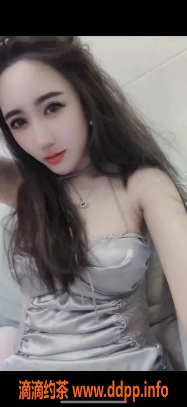 广州楼凤-白云媚儿，500元享受御姐69服务