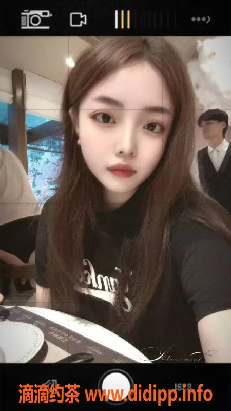 深圳楼凤-福田何宝宝，900元茶费，超值服务等你来体验！