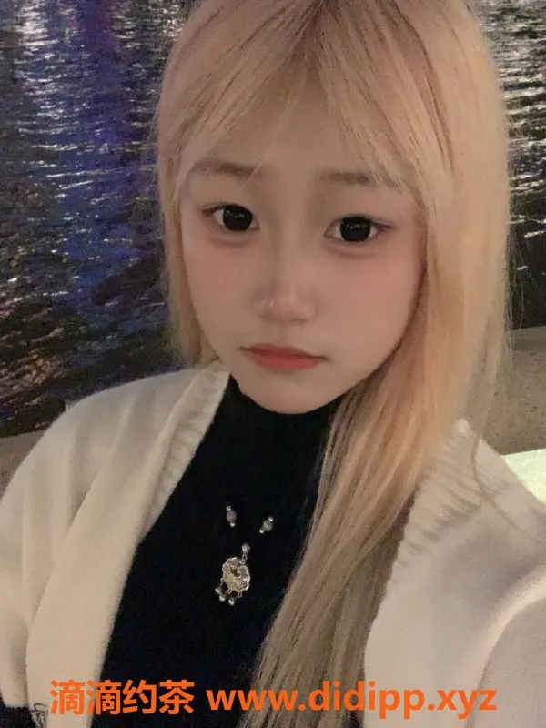 广州楼凤-天河嫩妹KK，600元舌吻69服务等你体验