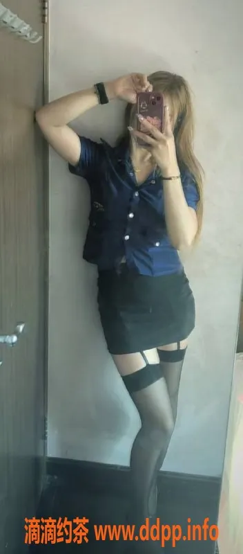 深圳楼凤-深圳罗湖艺名柠檬，舌吻与口爆真享受