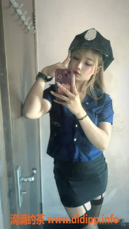 深圳楼凤-深圳罗湖艺名柠檬，舌吻与口爆真享受