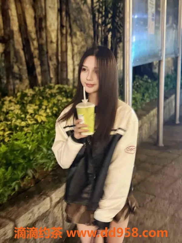 深圳楼凤-南山KiKi，164cm，45kg，价格2500起