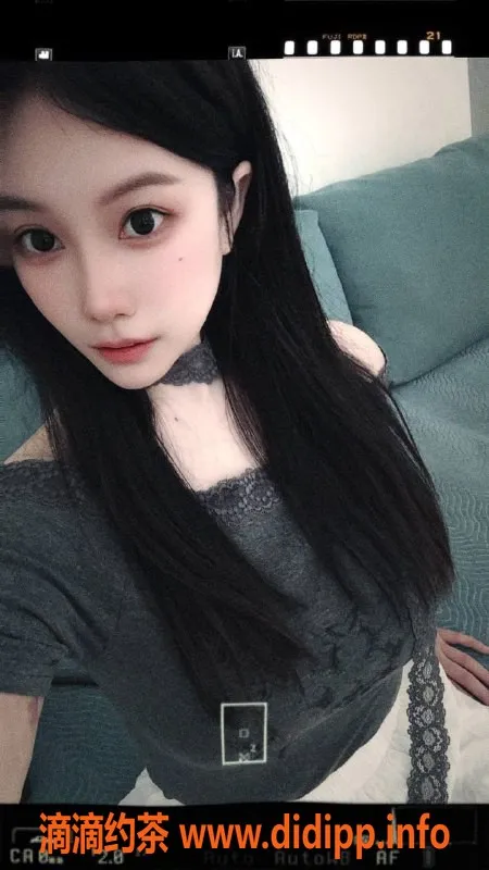 广州楼凤-天河嫩妹洛洛，700元包时服务